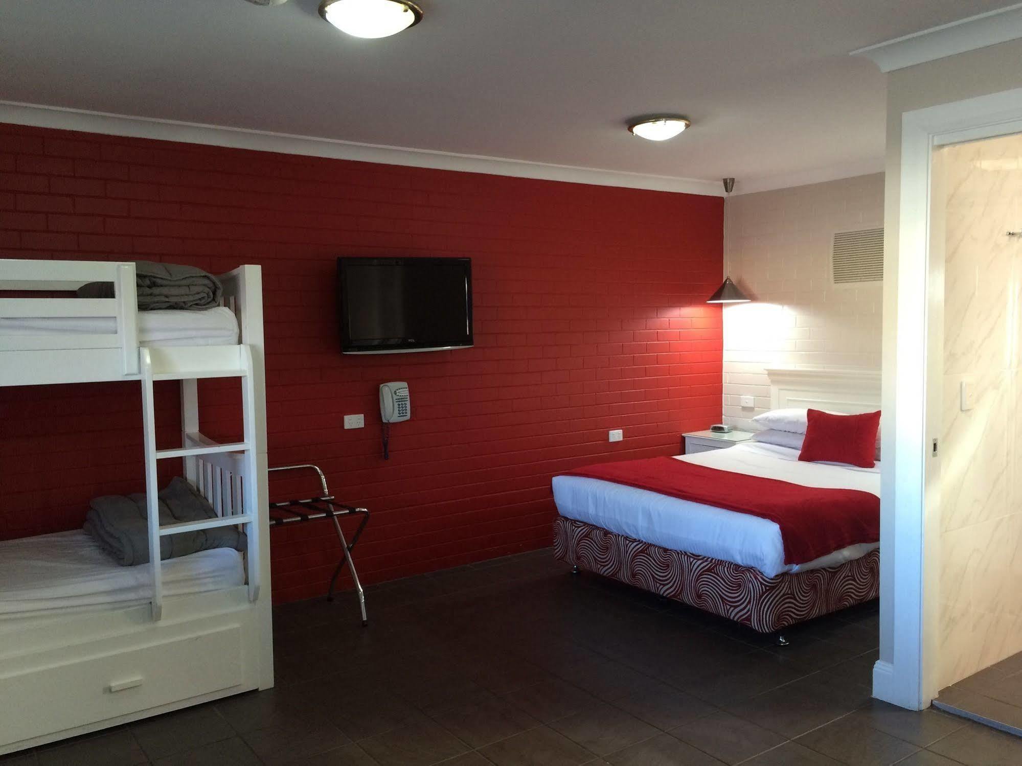 Country Leisure Motor Inn Dubbo Esterno foto